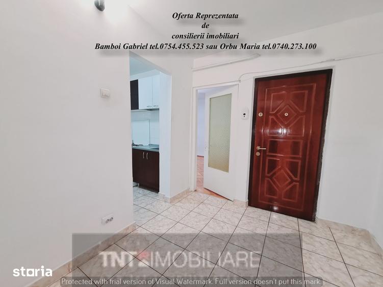 Apartament cu 2 camere decomandat în Nicolina