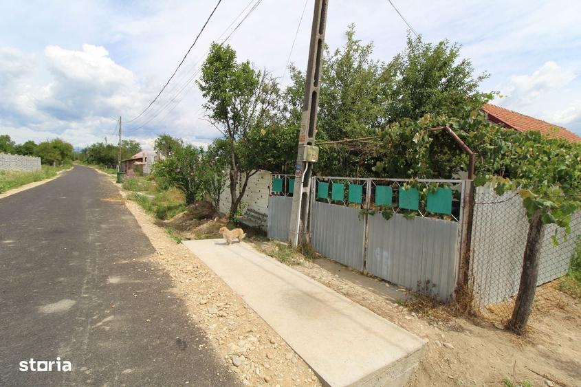 Casă cu 3 camere în Buduhala