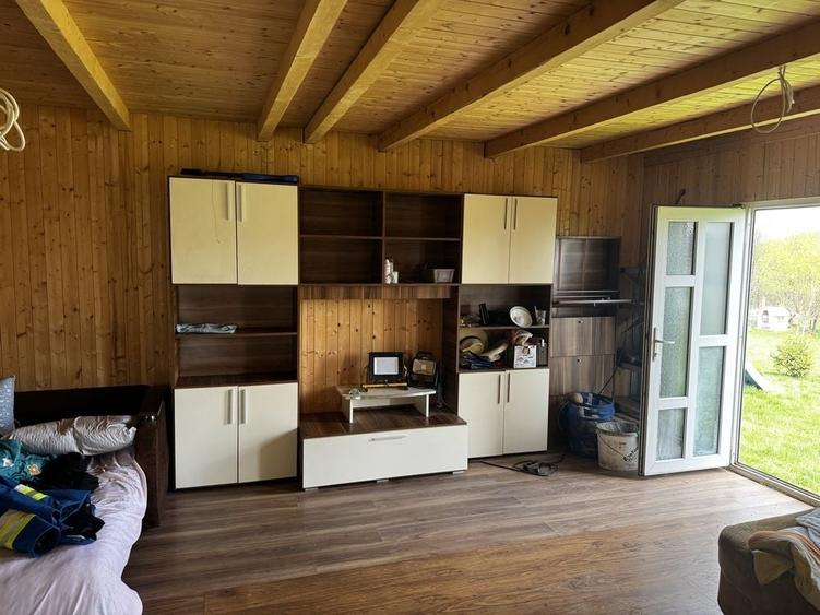 Casă cu 2 camere în Central