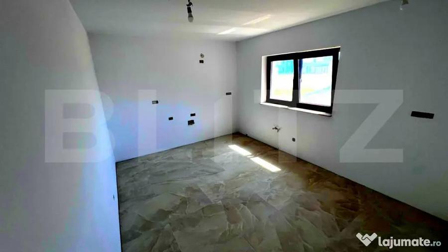 Casă cu 3 camere cu Teren 450 Mp în Central