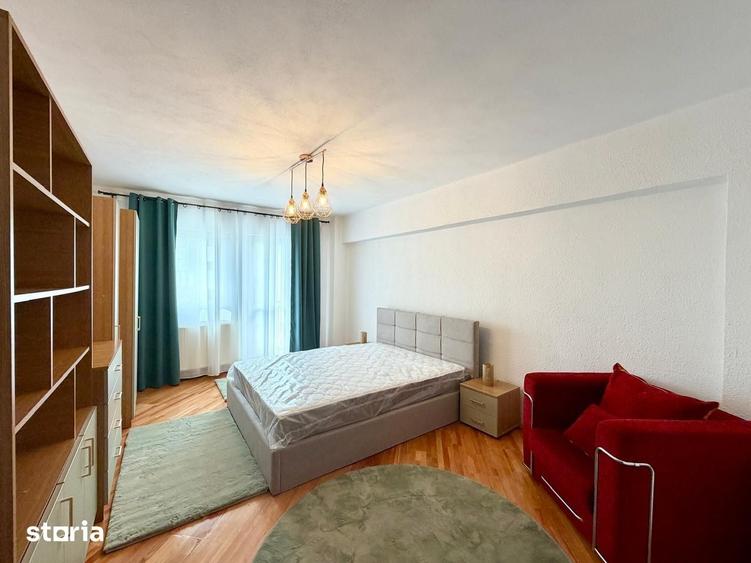 Apartament cu 4 camere decomandat în Trei Stejari