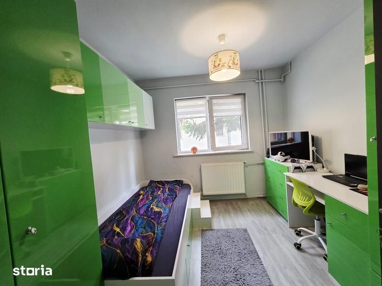 Apartament cu 3 camere în Dâmbovița