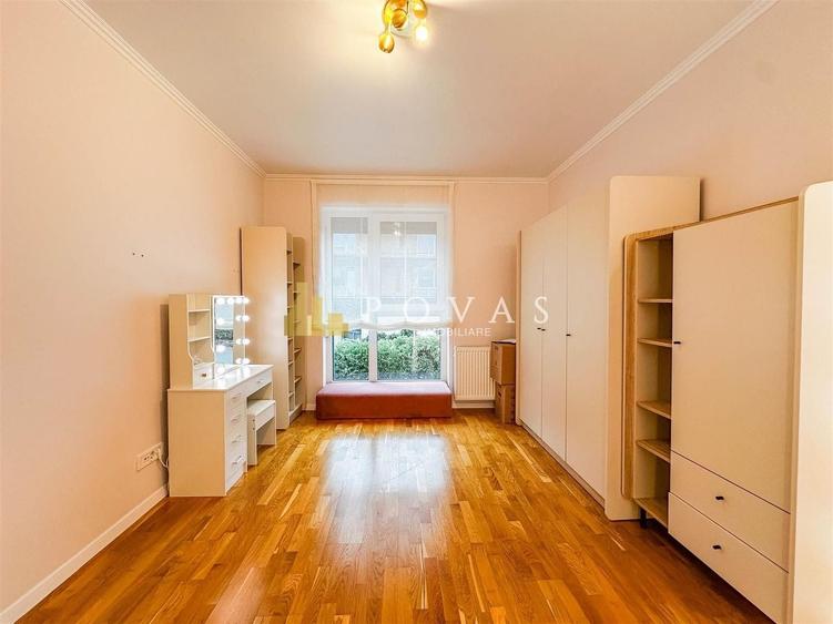 Duplex cu 5 camere semidecomandat cu Canalizare în Pipera