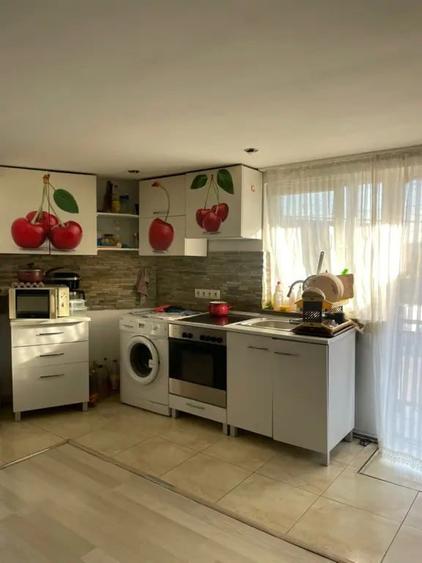 Casă cu 3 camere în Central