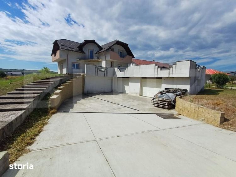 Casă cu 5 camere cu Teren 2650 Mp în Pătrăuți