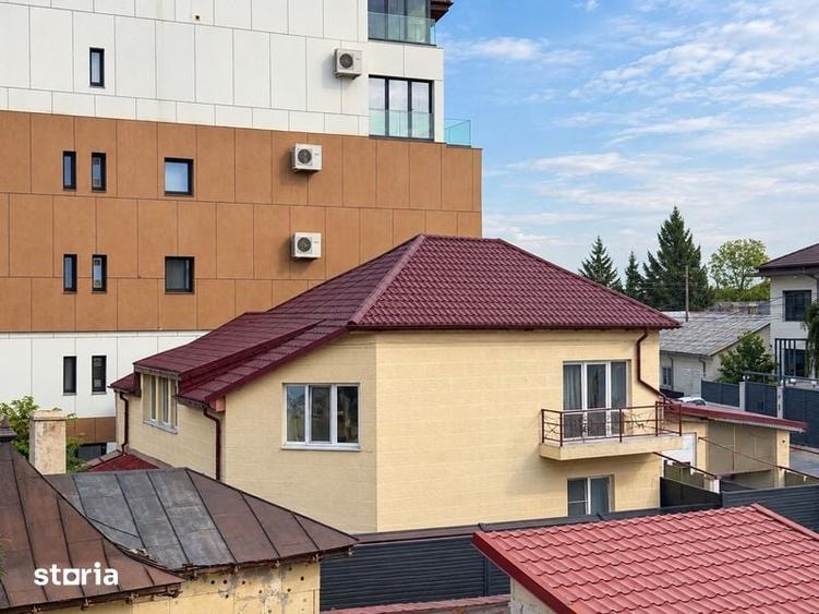 Casă cu 4 camere cu Teren 300 Mp în Central