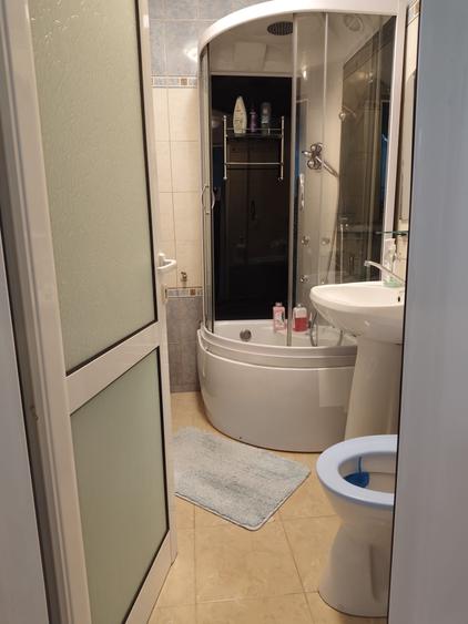 Apartament cu 2 camere semidecomandat în Micro 19
