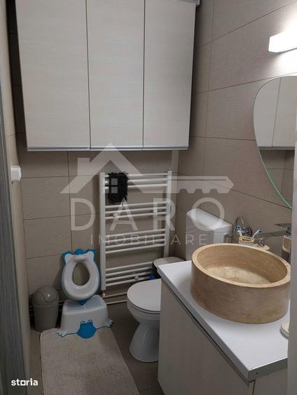 Apartament cu 3 camere decomandat în Tudor