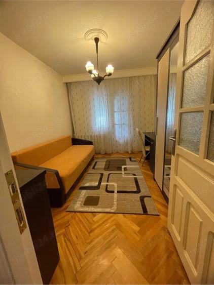 Apartament cu 3 camere decomandat în Aurel Vlaicu