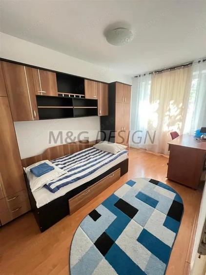 Apartament cu 3 camere semidecomandat, mobilat în Medicină