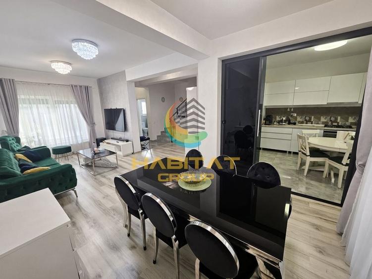 Duplex cu 4 camere cu Canalizare în Central
