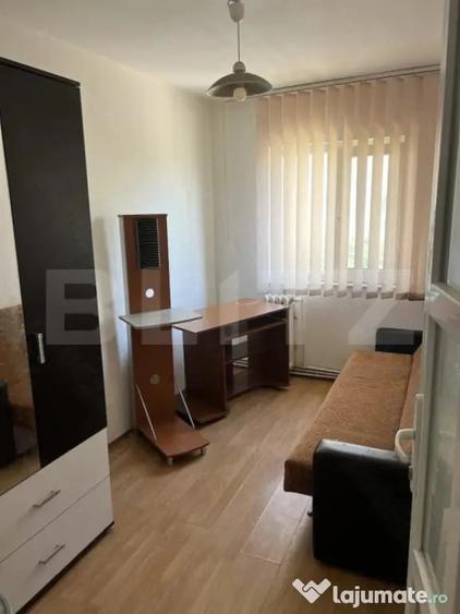 Apartament cu 3 camere decomandat în Canta