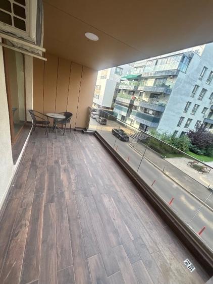 Apartament cu 2 camere decomandat, mobilat în Central