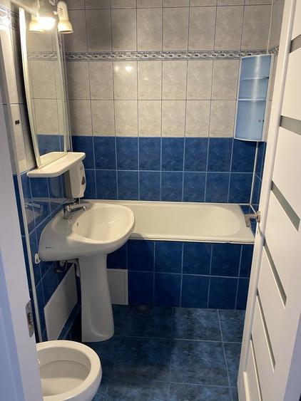 Apartament cu 3 camere semidecomandat în Grigorescu