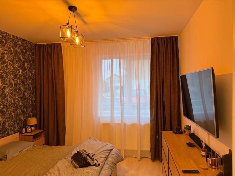 Apartament cu 2 camere semidecomandat, mobilat în Rahova