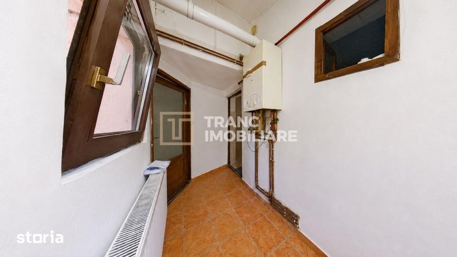Apartament cu 2 camere semidecomandat în Drăgășani