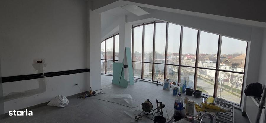 Spațiu comercial, de 670 mp, în Iosefin