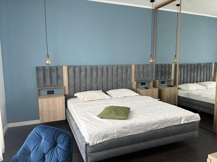 Penthouse cu 3 camere decomandat, mobilat în Dobroești