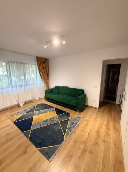 Apartament cu 2 camere nedecomandat în Central