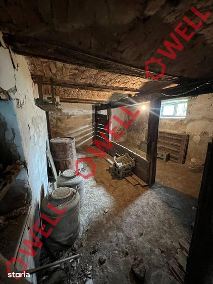 Casă cu 2 camere cu Teren 250 Mp în Central