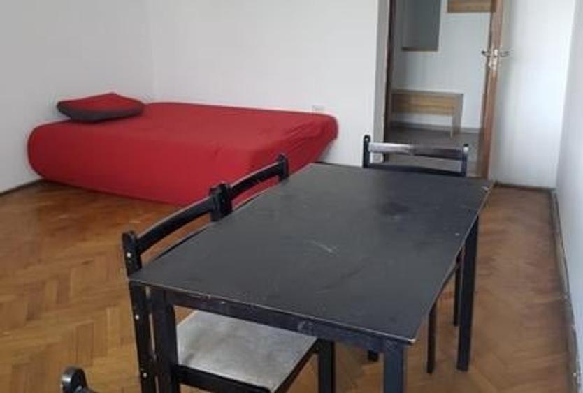 Apartament cu 3 camere decomandat în Șagului