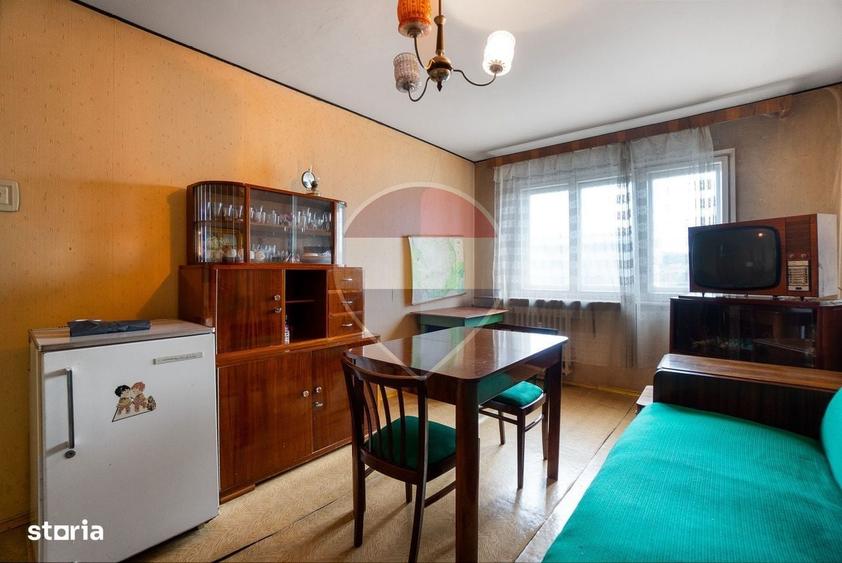 Apartament cu 2 camere decomandat în Central