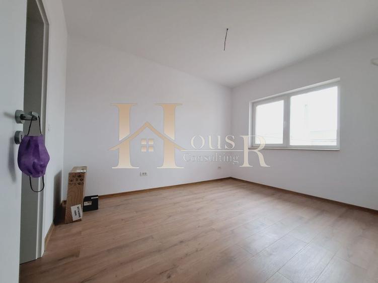 Duplex cu 4 camere cu Canalizare în Moșnița Nouă