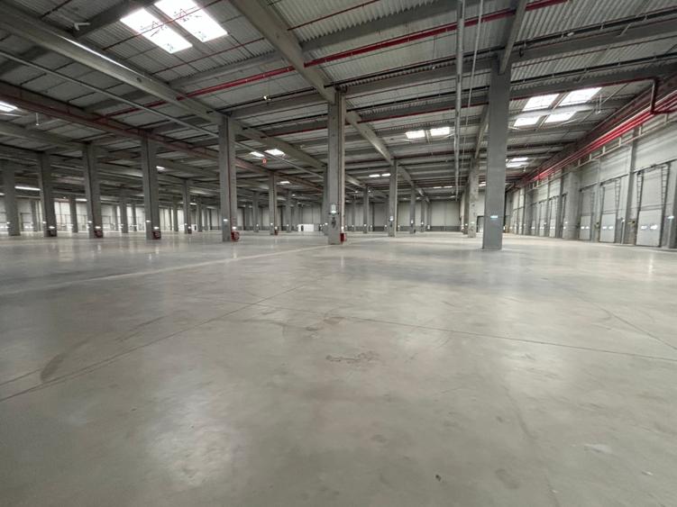 Spațiu industrial, de 10,000 mp, în Centura Nord