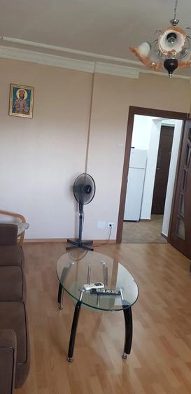 Garsonieră decomandată în Moșilor