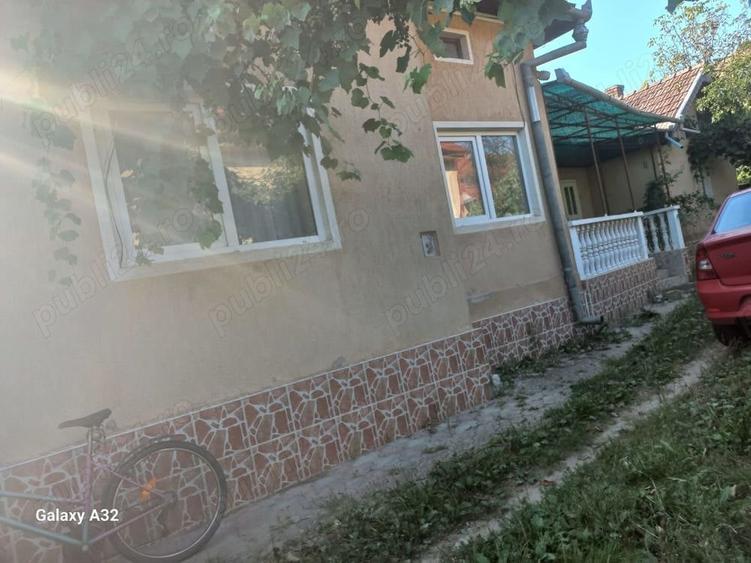 Casă cu 4 camere în Fizeșu Gherlii