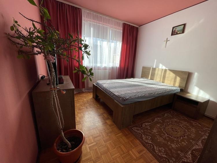 Apartament cu 3 camere în Central