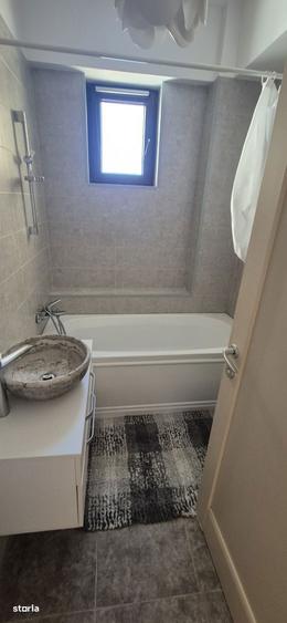 Apartament cu 3 camere, mobilat în Tomis Plus