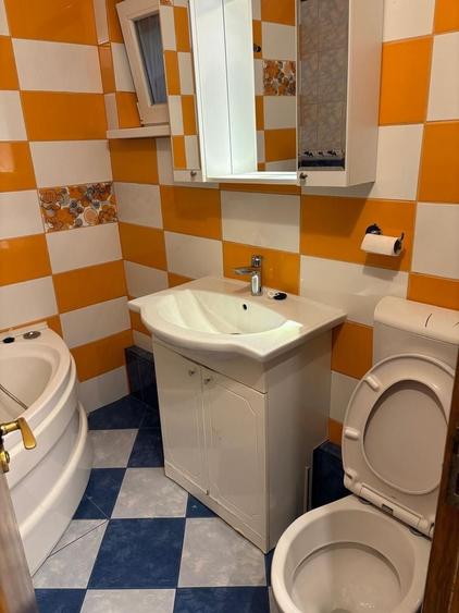 Apartament cu 3 camere, mobilat în Lacul Tei