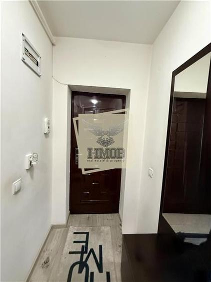 Apartament cu 2 camere semidecomandat în Turnișor