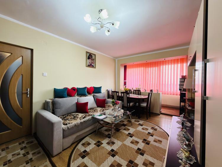 Apartament 2 camere, etaj 7/10, boxa, zona Sagului - 1