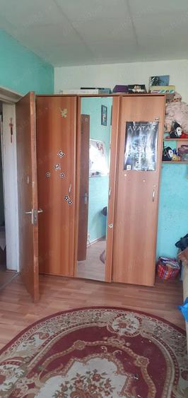 Apartament cu 3 camere decomandat în Traian