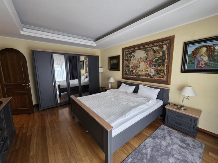 Casă cu 5 camere cu Teren 210 Mp în Ștefan cel Mare