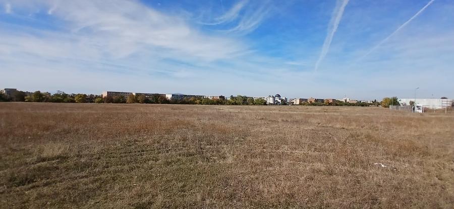 Teren Construcții intravilan de 1500 mp, în Craiter