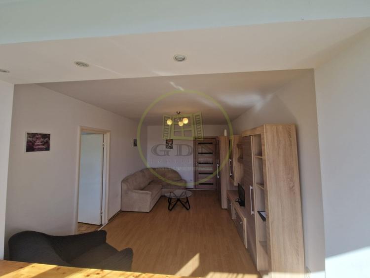 Apartament cu 2 camere decomandat, mobilat în Mihai Viteazul