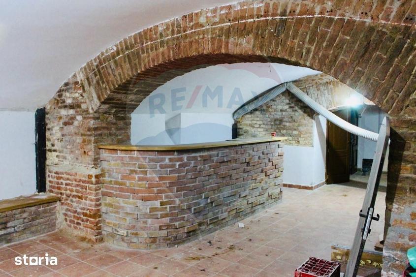 Spațiu comercial, de 168 mp, în Ultracentral