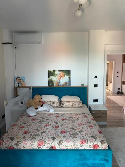 Apartament cu 3 camere decomandat în Sisești