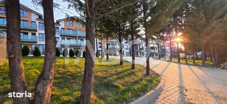 Apartament cu 3 camere decomandat în Cristian