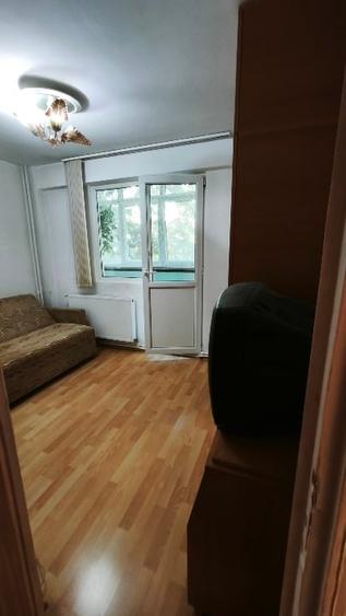Apartament cu 2 camere semidecomandat, mobilat în Pantelimon