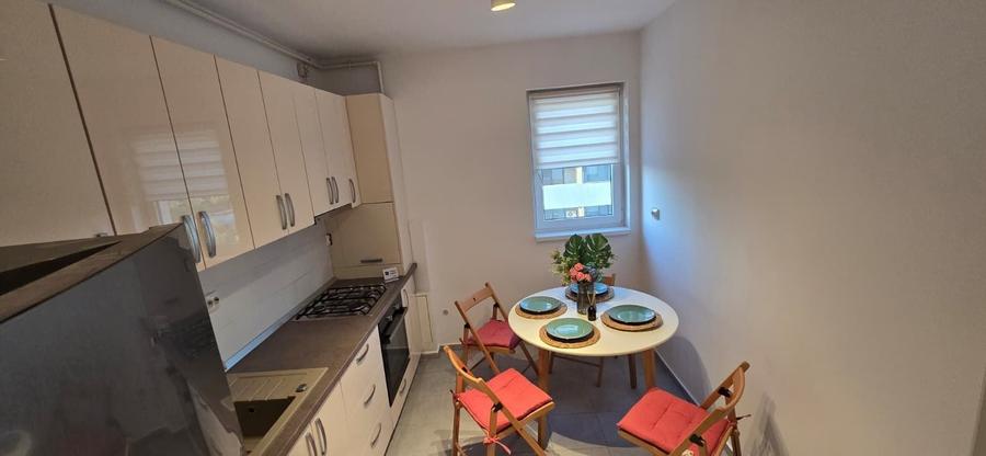 Apartament cu 2 camere semidecomandat în Theodor Pallady