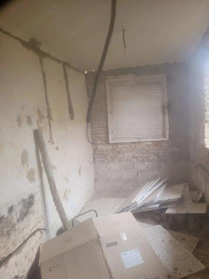 Casă cu 1 camere cu Teren 1300 Mp în Central