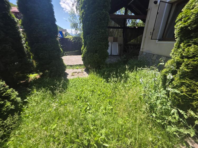 Casă individuală cu 4 camere cu Teren 350 Mp în Bunloc