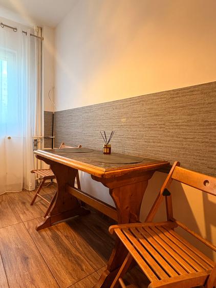 Apartament cu 2 camere decomandat în Titulescu