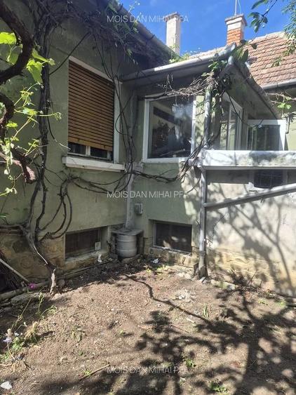 Casă cu 2 camere cu Teren 492 Mp în Calea Dumbrăvii
