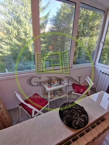 Apartament cu 2 camere decomandat, mobilat în Orizont