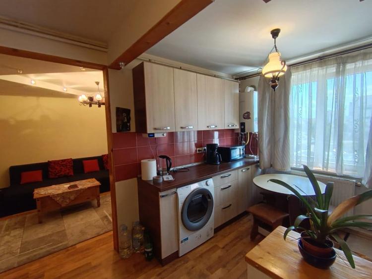 Apartament cu 2 camere decomandat în Ultracentral